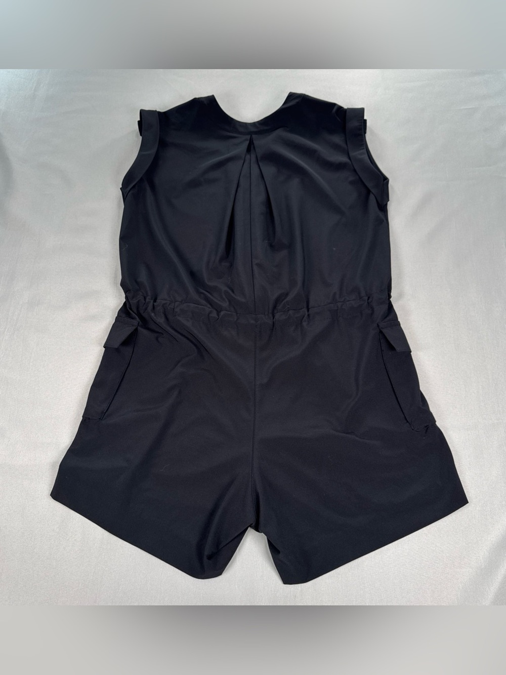 Athleta Womens Sutton Drawstring Romper Shorts Size 0 Black Pockets Short Sleeve - Picture 2 of 12